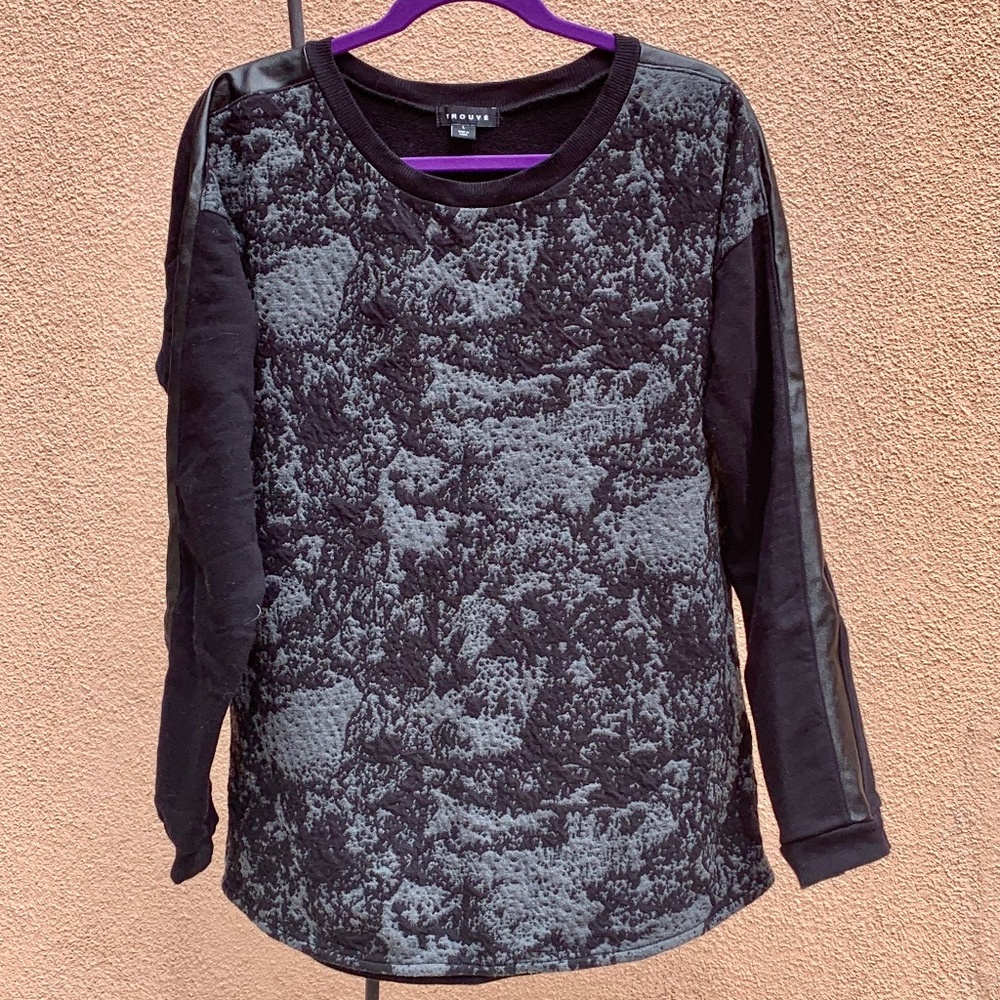 Trouve Long Sleeve Black Shirt size L